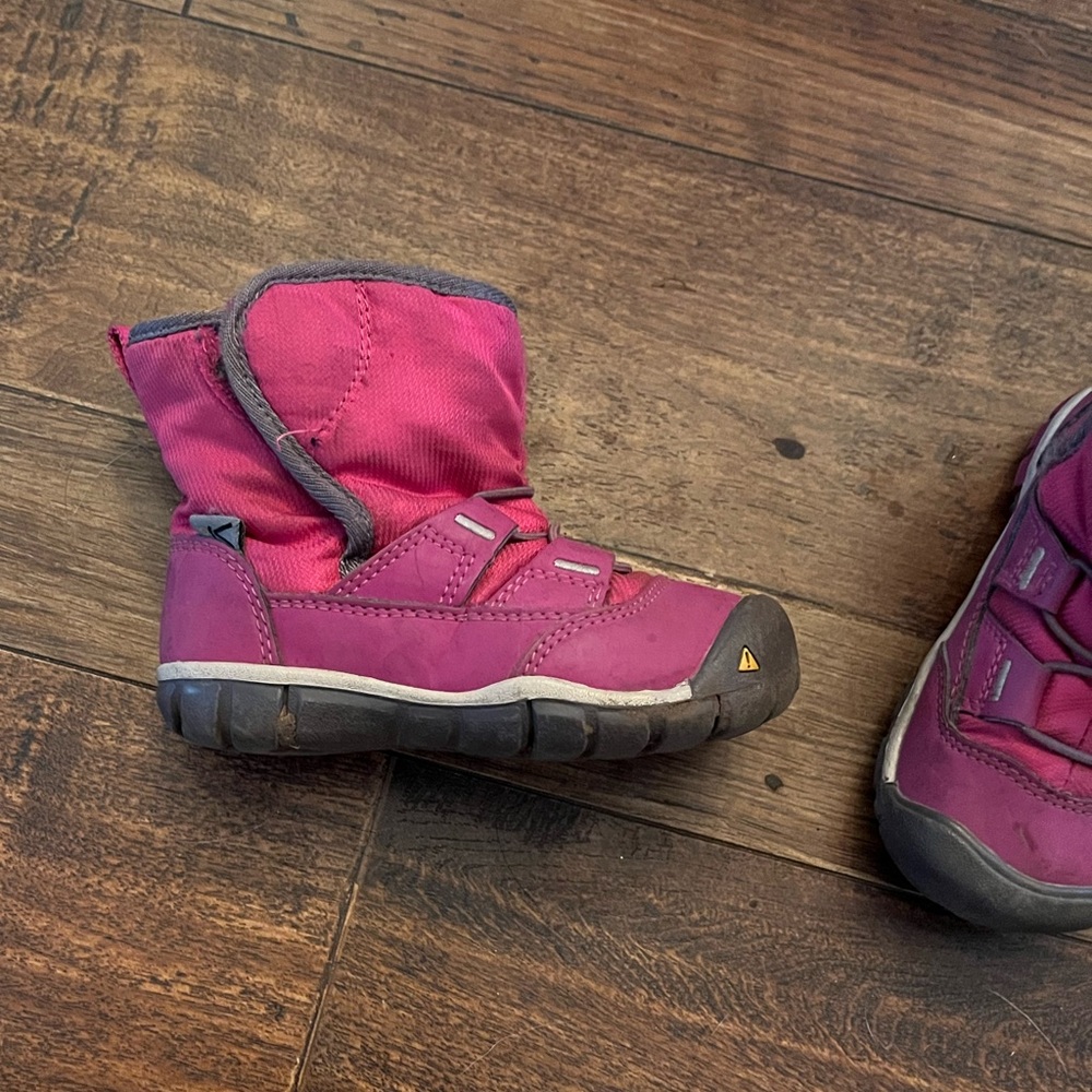 Keen toddler boots